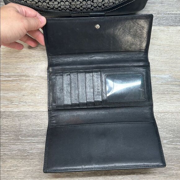 Coach black gray signature soho crossbody and wallet set - Picture 16 of 17